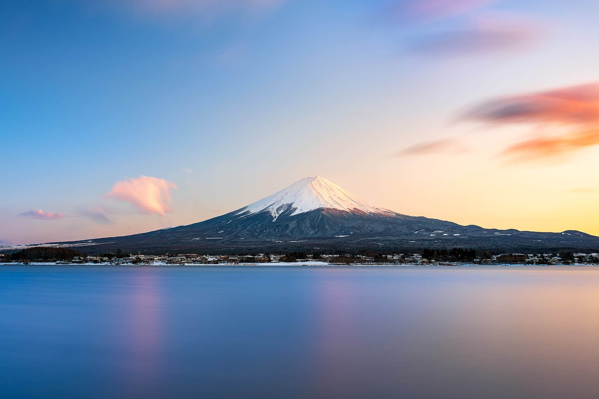 富士山5线滑雪草莓采摘一日游