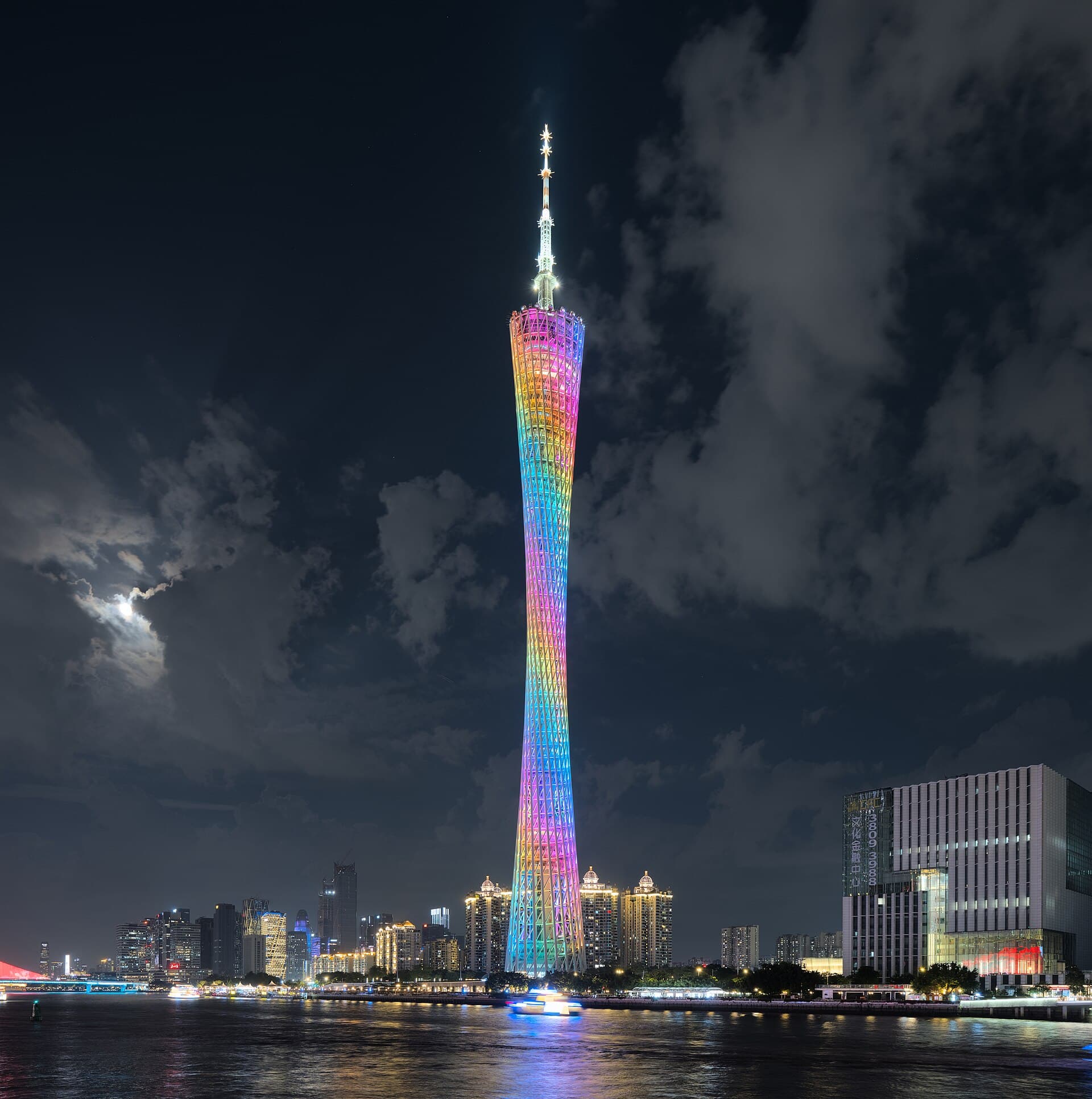 湾区食光 · 广州 / 佛山 / 顺德 / 珠海 / 深圳 6 天游 — 2 / 2